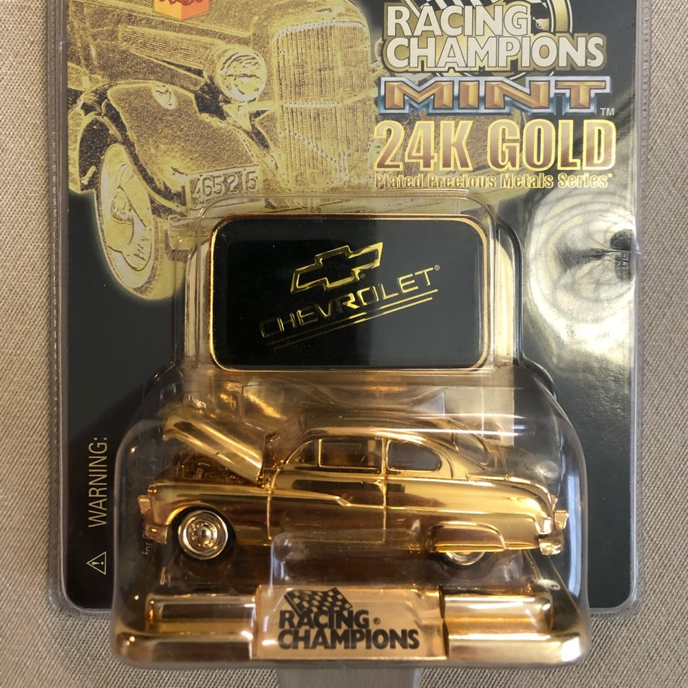 Racing Champions Mint Classic Chevrolet Diecast